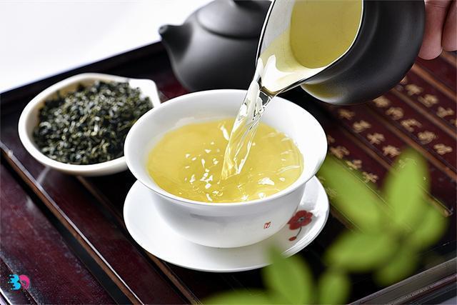 健康冷知識！長期「喝白開水」和長期「喝茶」的人相比　誰的身體更健康？