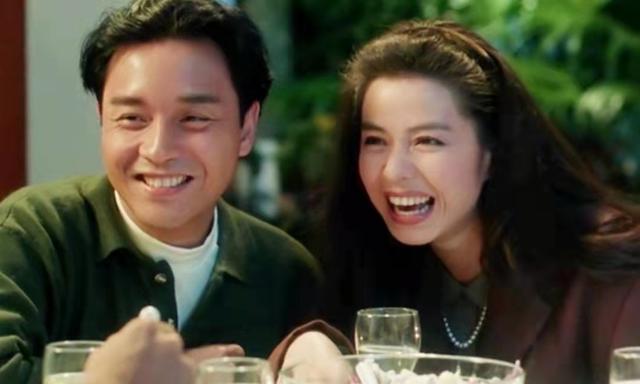 看不出紅姑62歲！鍾楚紅頂素顏「被花團簇擁」美到令人目不轉睛　「此生不靠醫美」網讚：難得一見的美人