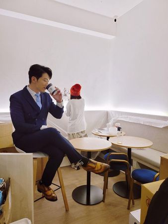 卸下明星光環！51歲本土劇男神「砸七位數一圓心中夢」　「赴美4個月」學會淡定慢活