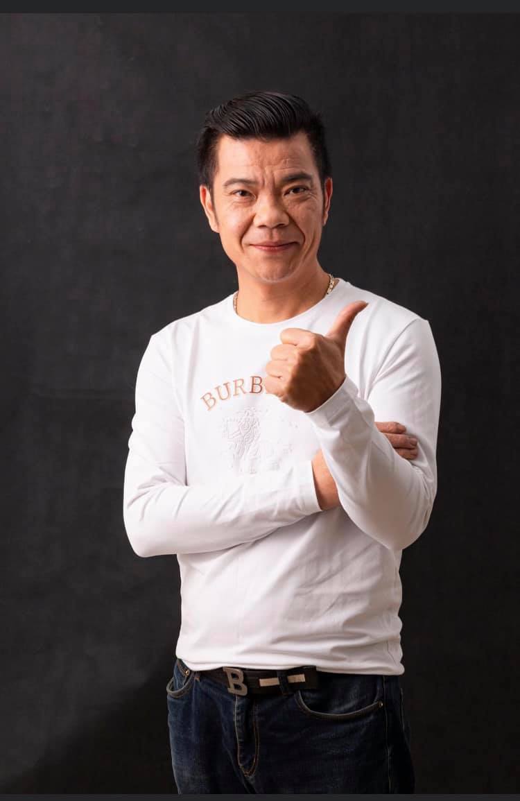 曾欠債近億！王三郎「夜市叫賣轉戰直播」日睡不到3小時　熬成天王「開口就吸粉」創千萬業績