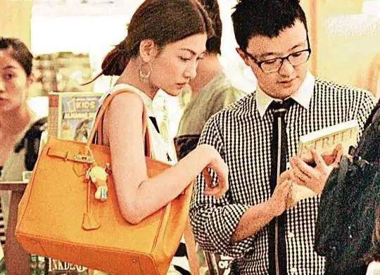 演小三爆紅！ 氣質女星「拒潛規則遭冷凍」 分手豪門「靠擺攤竟賺上億」