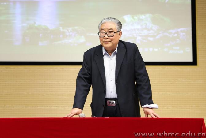 老同學你在嗎？80歲爺爺錯發簡訊「誤傳給陌生高中生」　意外變忘年之交「揭開動人往事」結局感動全網