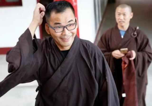 放棄百萬年薪！他愛情事業兩豐收「不顧妻子反對堅持出家」　了卻牽掛後「粗茶淡飯隱居山中」現況曝光