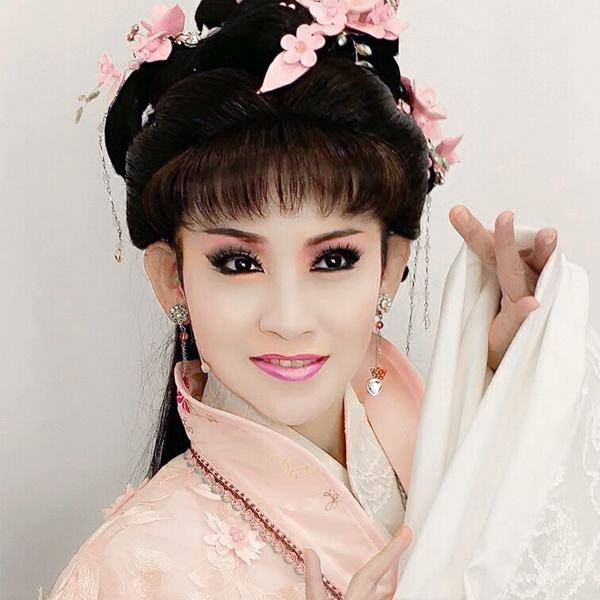 為歌仔戲放棄婚生！昔當紅名旦「今低調為師春風化雨」卻嘆無力心聲　「沈痛向政府喊話」驚認生計堪憂