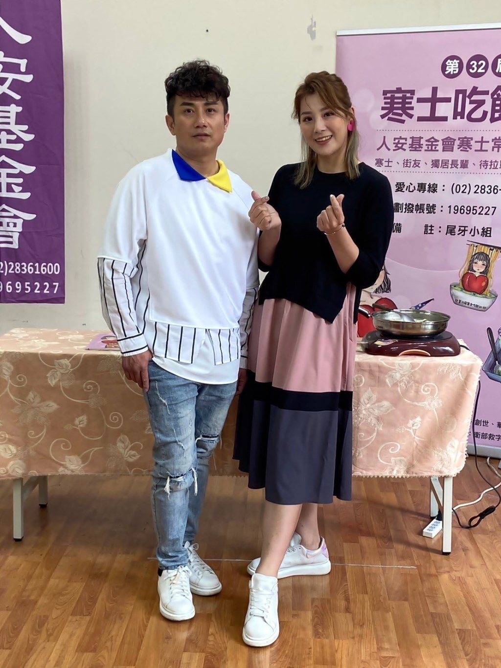 狂鏟30公斤披白紗！郭婷筠大婚「穿深V透視婚紗」辣翻　羞曝「二胎計畫」感動喊：老公對我是真愛❤