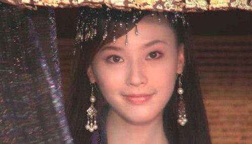 24歲未婚先孕！她嫁影帝尪相愛10年卻「慘被拋棄」　如今「1人帶2孩子」近況曝光