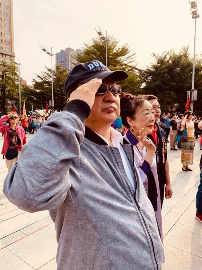 這輩子最愛的人是我爸！胡婷婷曝當年母意外「父親為家苦撐」：換我孝順您　親筆信告白「他感動到哭」