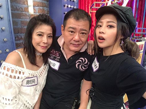 安迪離開4年！女兒「爆料媽媽」深夜打給她：哭著想爸爸　「一家三口近況曝光」相信天上爸爸會欣慰