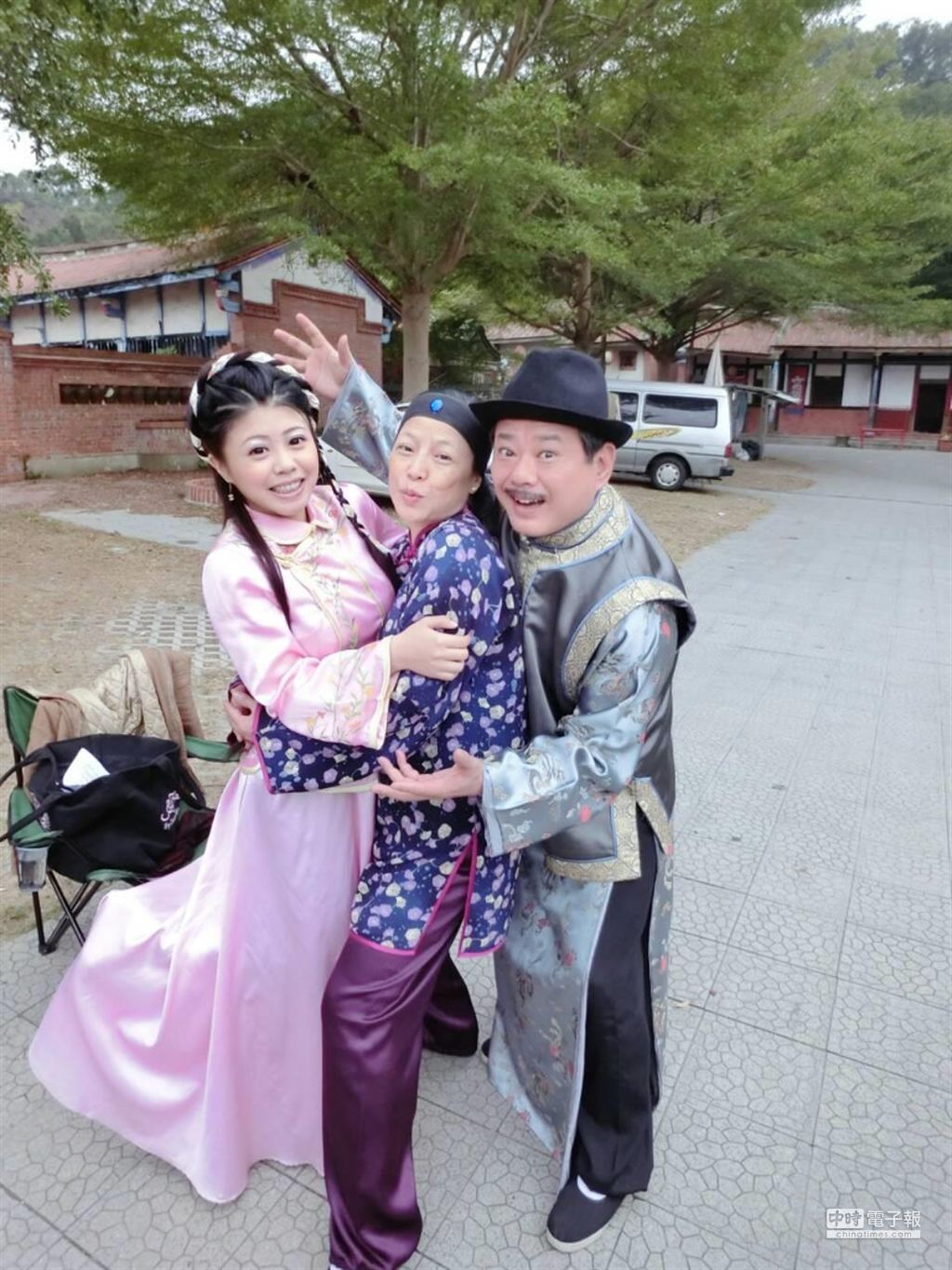 安迪離開4年！女兒「爆料媽媽」深夜打給她：哭著想爸爸　「一家三口近況曝光」相信天上爸爸會欣慰