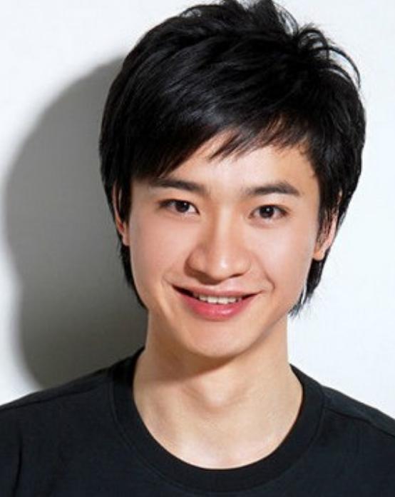 不嫁豪門嫁愛情！體操皇后獲獎無數「閃嫁窮學生」　如今「40歲現況曝光」網驚：幸福是無價的