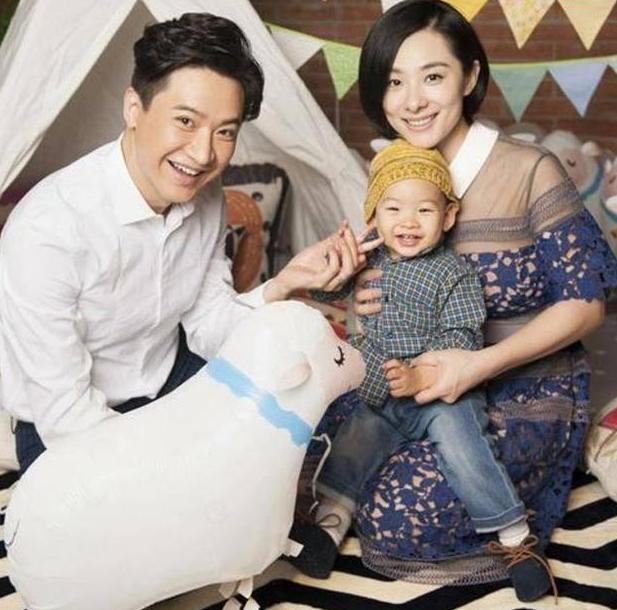 不嫁豪門嫁愛情！體操皇后獲獎無數「閃嫁窮學生」　如今「40歲現況曝光」網驚：幸福是無價的