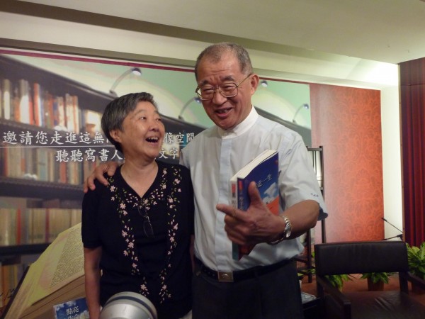 不留棺材本！「送三子出國深造，兩老病了獨自依靠」　王建煊感慨：無子其實也很幸福