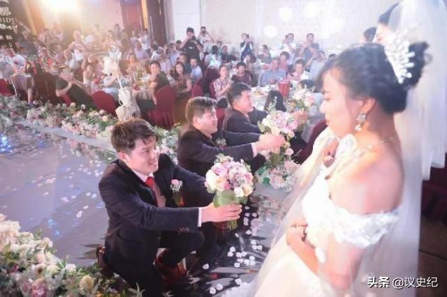 最強三胞胎！3兄弟做什麼都一起「考上同大學分數連號」　10年後「連結婚都要同一天」媽媽樂壞
