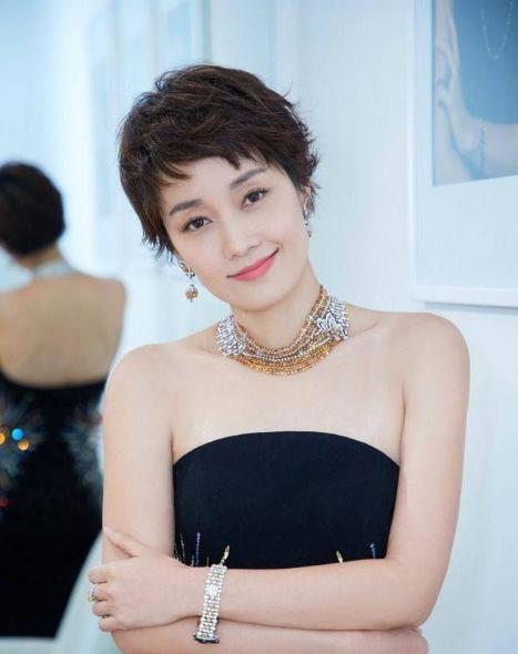 貌合神離！丈夫出軌後「她隱忍5年才離婚」　7年後「逆襲成女強人」原諒背後不簡單