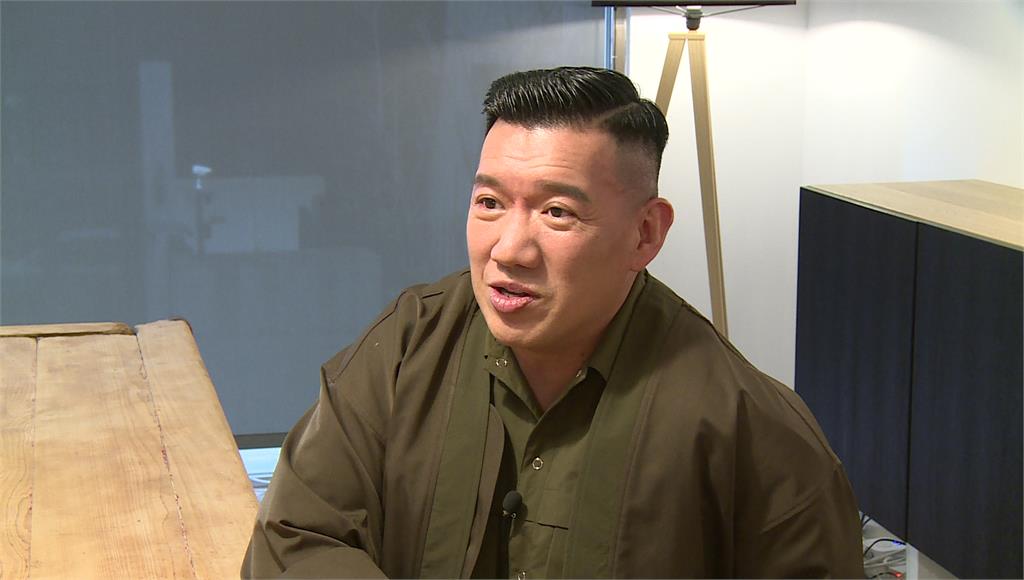 港人來台沒健保！付不出醫藥費「恐終生殘廢」淚崩無助　男星一聽「霸氣全買單」：看護錢也包了