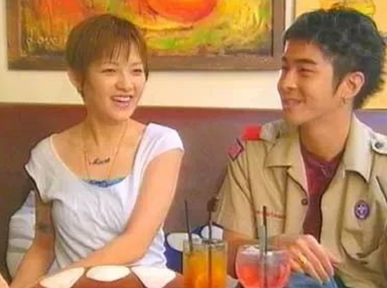 47歲金曲歌后「為愛摘除子宮」慘遭分手　「終身不婚不孕」網友感嘆：原生家庭影響一生...
