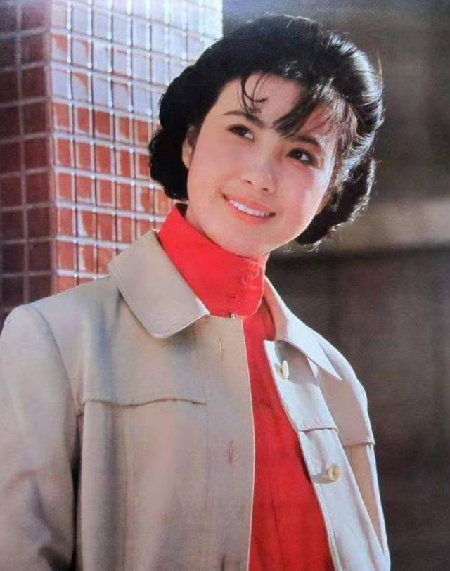 吳玉華：和前夫汪俊有緣無份，二婚嫁給畫家后，兒女雙全無遺憾