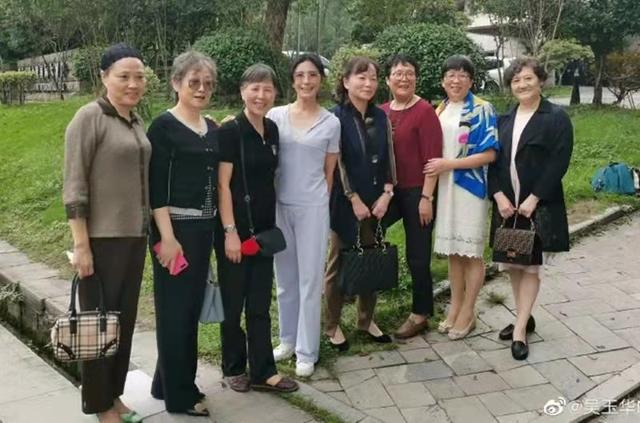 吳玉華：和前夫汪俊有緣無份，二婚嫁給畫家后，兒女雙全無遺憾