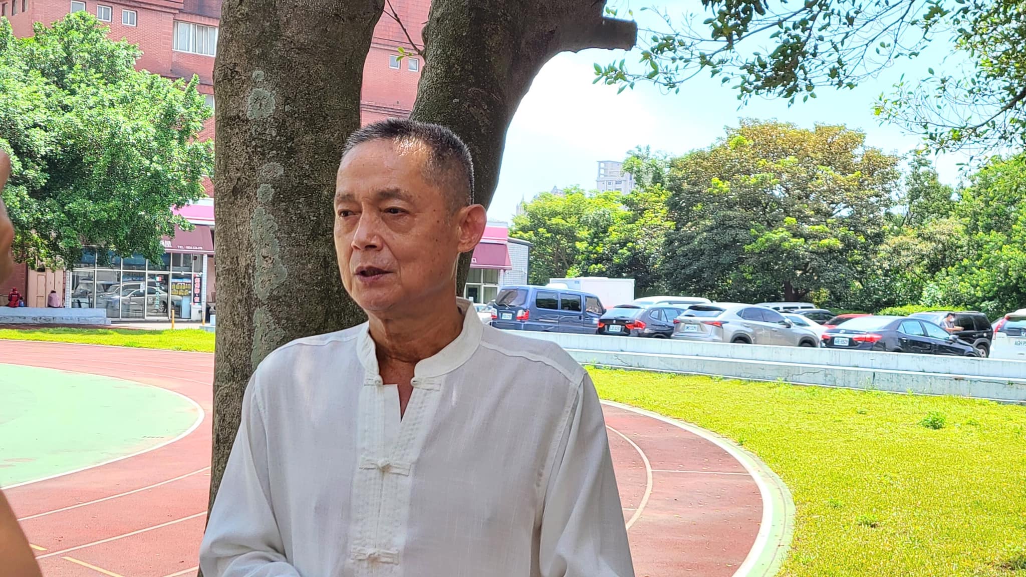 父母都短命！老戲骨被斷言「你活不過59歲」只求活在當下　天天晨起練功「出海徒手抓魚」67歲近況曝