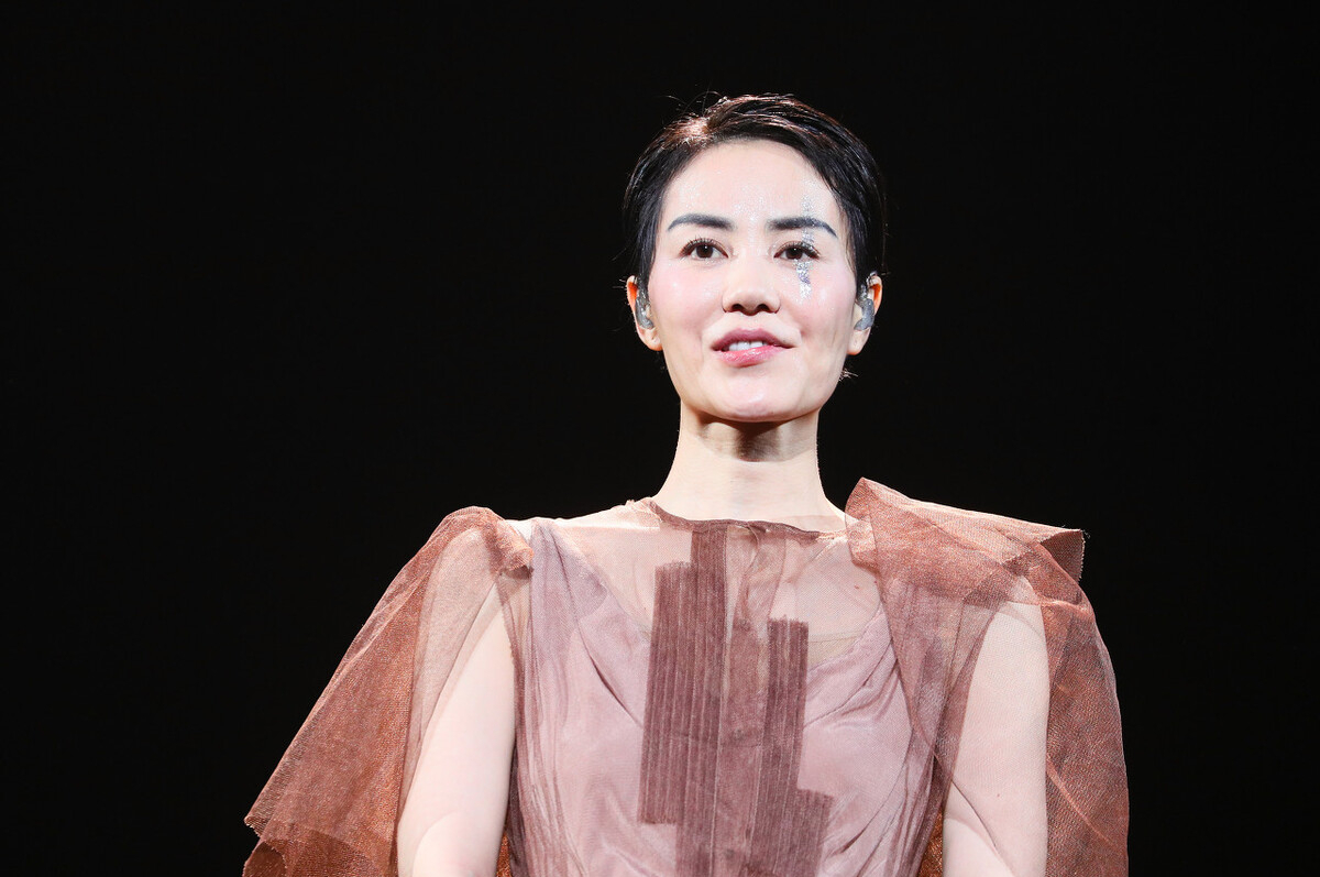一條項鏈3600萬！「花錢如流水」的6位女星：有錢也養不起　她們的「高消費」你想都想不到