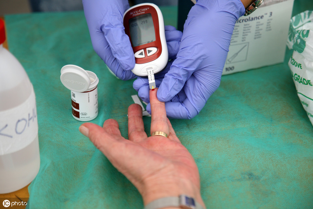 血糖升高「看腳」就知道？腳部「出現3種變化」提醒你儘早就醫檢查　年齡超過45歲尤其要注意