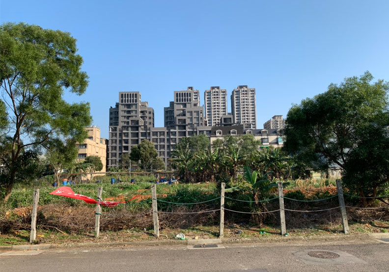搬到林口13年！王建煊為母「買兩戶共90坪電梯房」生活機能超方便　「陰錯陽差來林口」越住越滿意
