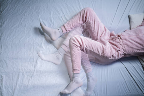 感嘆時日無多！女兒患重症「爸媽不惜傾家蕩產」債台高築　她不捨做下重大抉擇「病床上跪謝母恩」：恩情來世再報