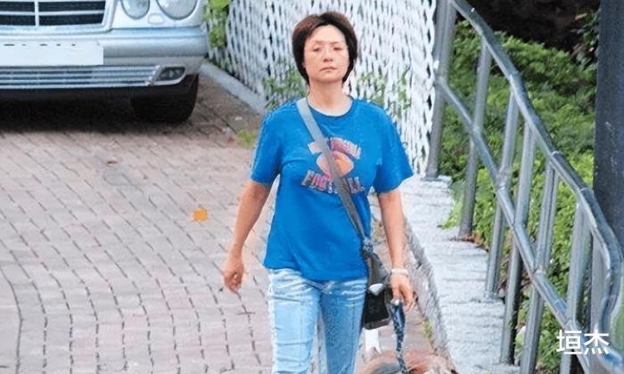 曾是波霸始祖！一代豔星「砸7百萬替美胸保險」28歲為愛隱退　相愛20年「不婚不生財產留給前妻」