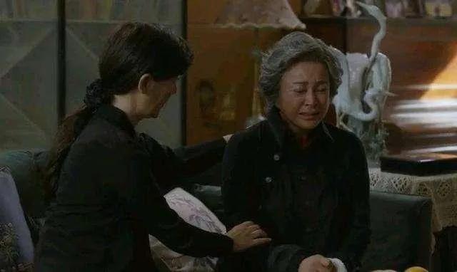 65歲阿姨的覺醒：晚年最親非老伴非兒女，而是自己