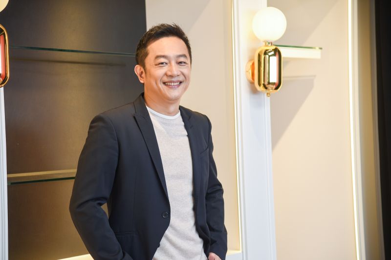 叫19歲兒別念大學！陳昭榮「要求當22K助理」他一口答應　別妄想空降「努力就能坐我位子」