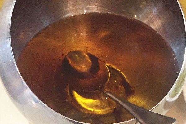 致癌物超標20倍！有問題的食用油「危害健康」增加發病風險　自查廚房是否有4種油：別再吃了