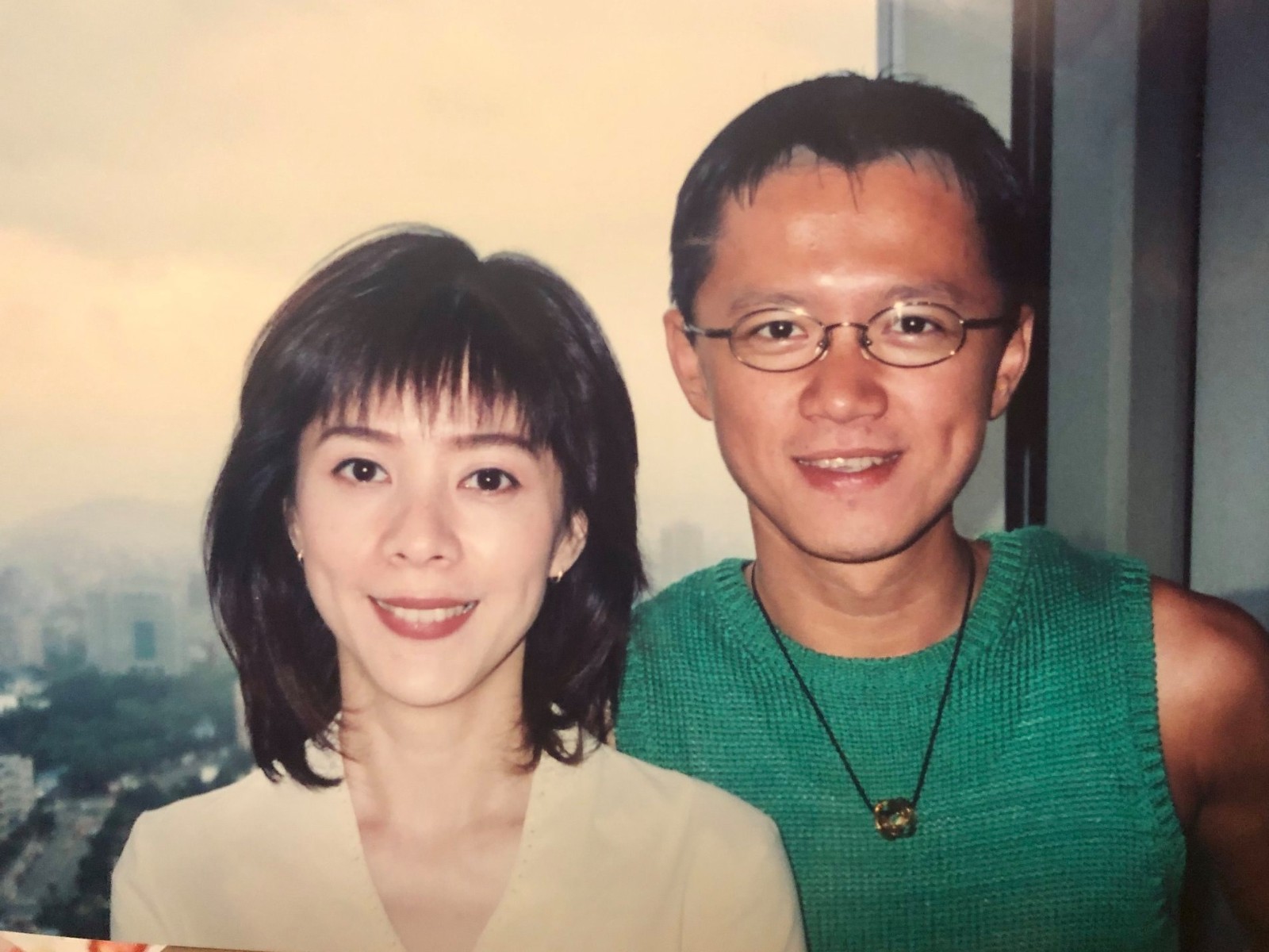 出道3年隱退！麥笛歌后「清新可人舊照曝」粉絲超懷念　時隔10多年突現身「新身分曝光」優雅氣質仍未變