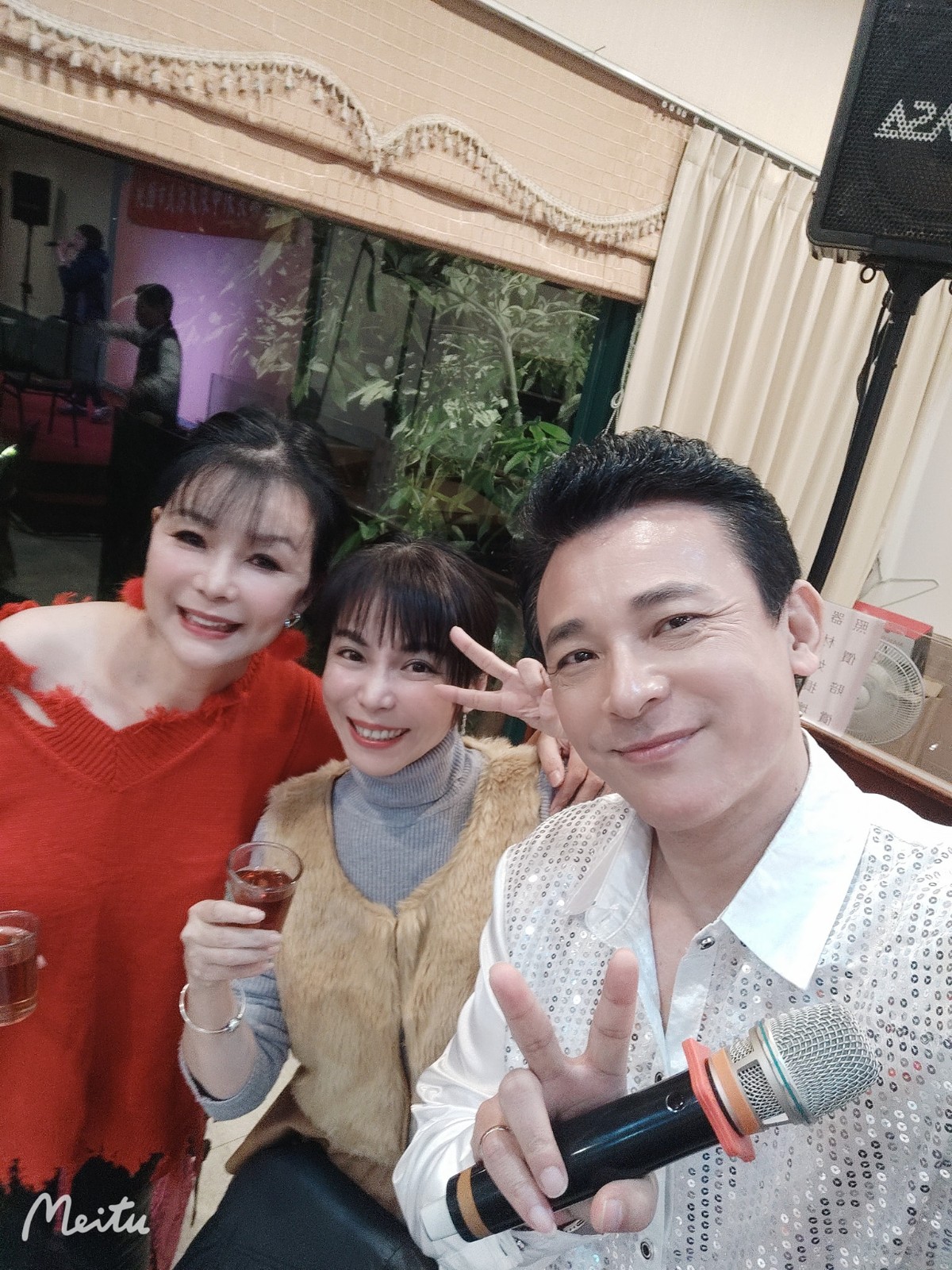 2婚2離同男人！《瞳鈴眼》女星「重逢20年前歡喜冤家」陷熱戀　坦言「一開始看他不順眼」曝喜訊