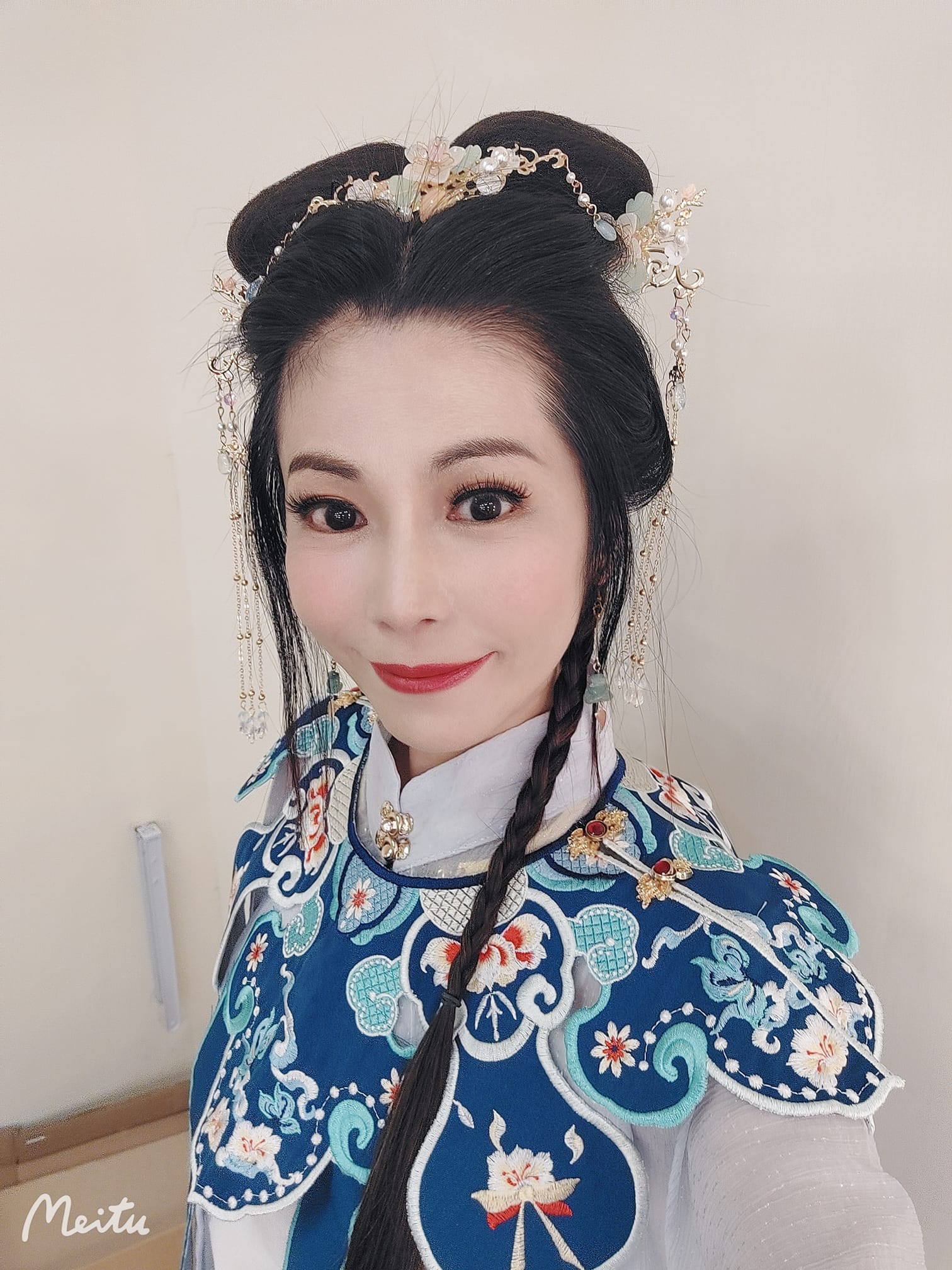 2婚2離同男人！《瞳鈴眼》女星「重逢20年前歡喜冤家」陷熱戀　坦言「一開始看他不順眼」曝喜訊