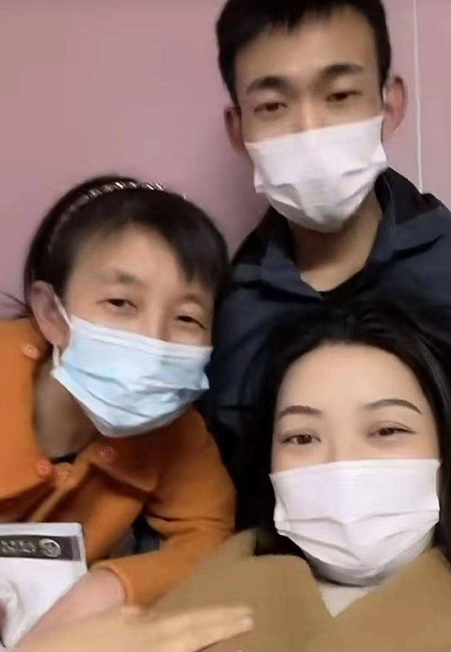 閨蜜變婆媳！34歲女意外癱瘓「丈夫不堪重負」離異　閨蜜心疼「讓她嫁給兒子」今現況曝光：天作之合
