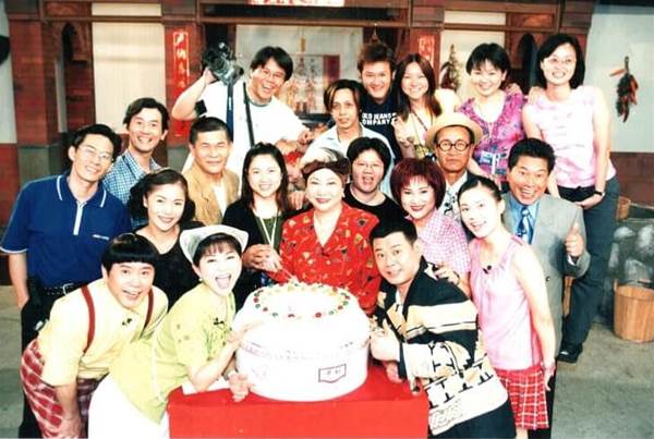 《鳥來伯》女星「消失演藝圈2年」為照顧罹癌尪　「老公還是走了」復出扛養家責：還有兩女兒