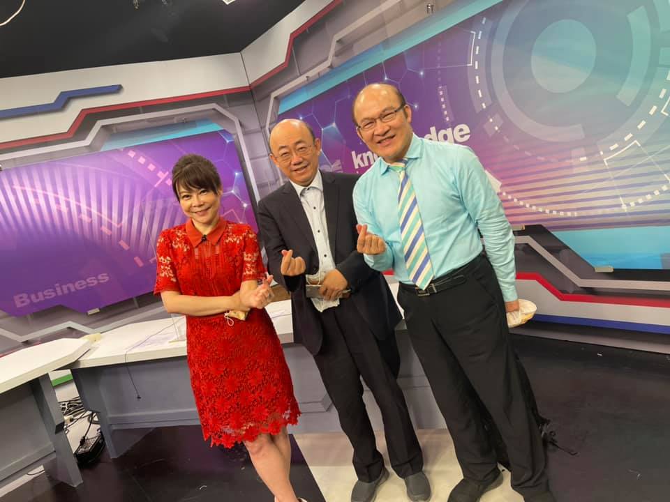 真愛就在身邊！女主持「甜嫁20年朋友」緣分來得剛剛好　命中曾都有別人「喜曝朋友變情人關鍵」
