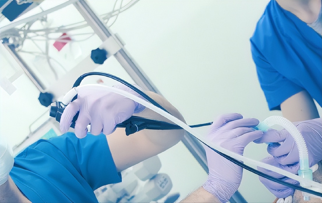 生存率很低！喉嚨若有這「4個症狀」要及時就醫　不是咽炎「可能是食道癌上身」