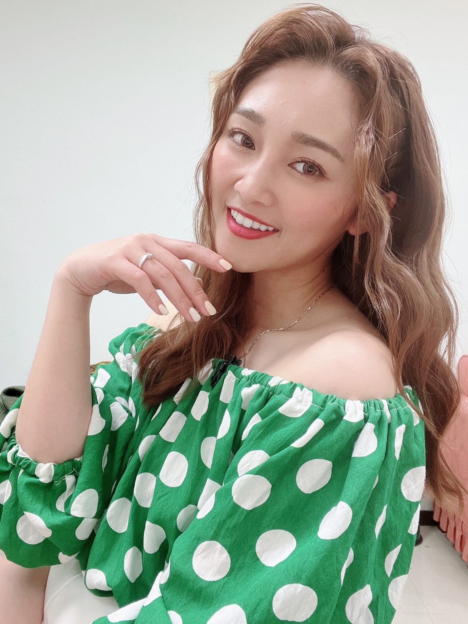 寧願少賺一天！張文綺砸百萬開鹹酥雞店「創業充滿曲折」　試營運「才開2天就休店」原因曝光