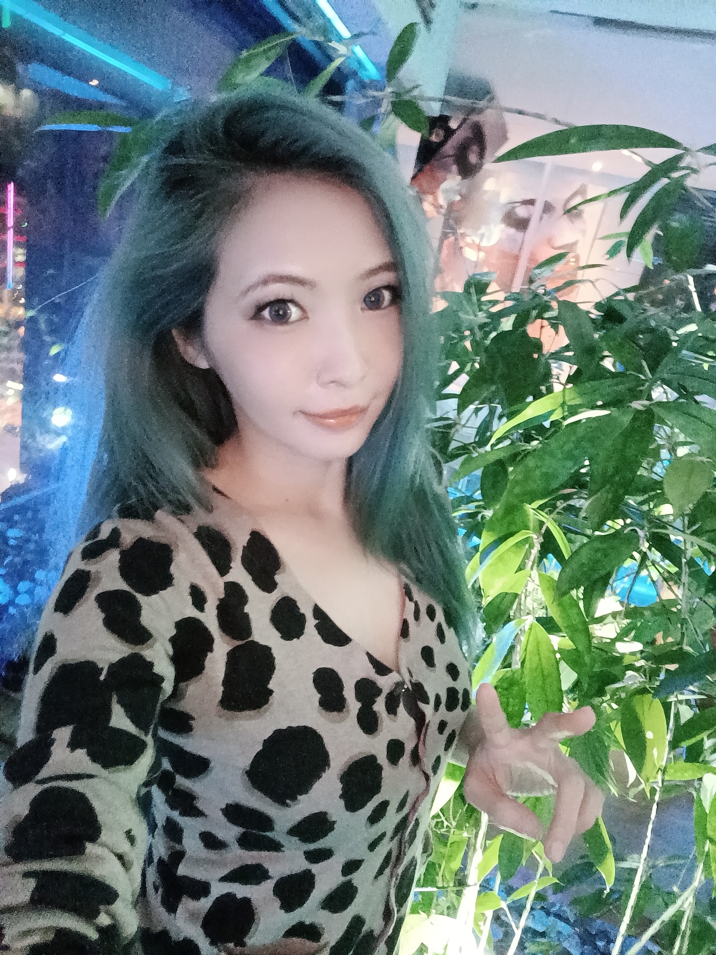 快訊／Makiyo要結婚了！證實交往3個月「懷孕4個月了」　老公身份曝光「包遊艇霸氣求婚」甜喊：退出演藝圈