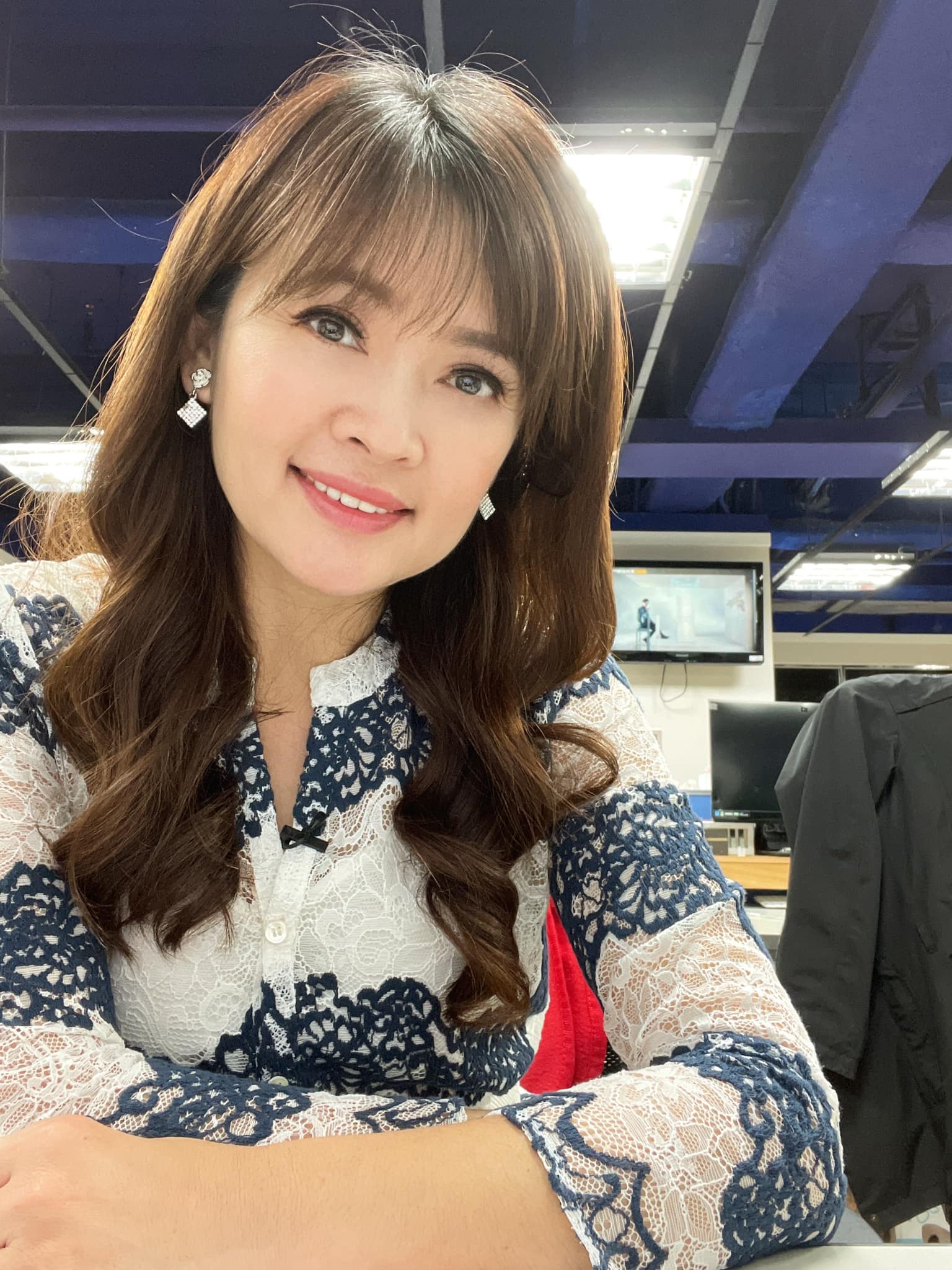 最美氣象主播！王淑麗獨創「花10年走遍144鄉鎮」報氣象　「罕吐父親惡行」謝老公撐腰愛護