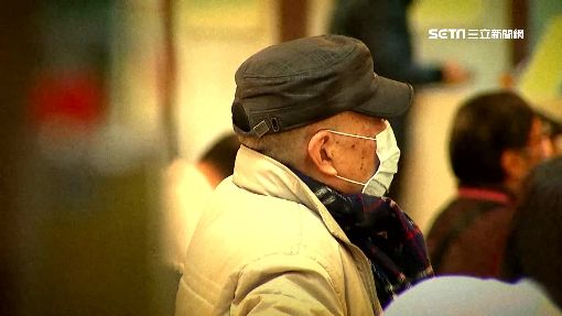 確診不敢講！93歲嬤「高燒數日靠隱忍」原因惹心疼　兒孫得知嘆「是我們太不孝」