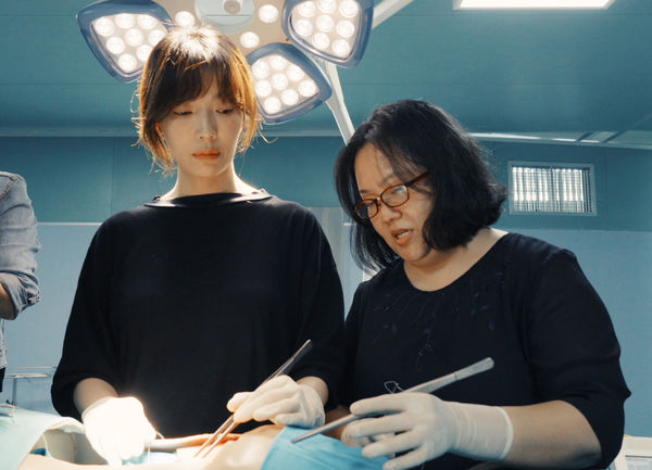 超敬業！女星「為戲扮醜」、撞頭來真的　蔡淑臻：「沒下功夫乾脆不拍！」
