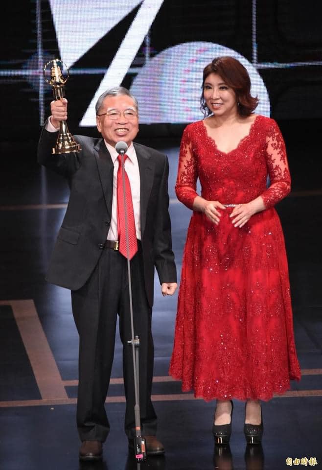 父女冷戰10年！小江蕙淚曝「爸爸罵我三流歌手」不屑聽她歌　臨終前和解「以為他會長命百歲」