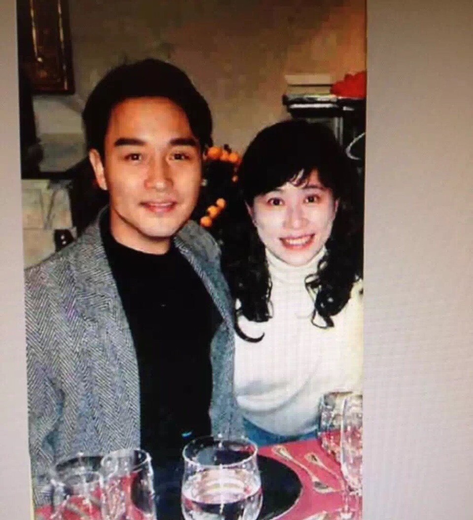 30年經紀人父親病逝！郭富城聽噩耗「急奔靈堂幫喪」現場暖舉催淚　「將90億身家給她打理」用信任報恩情