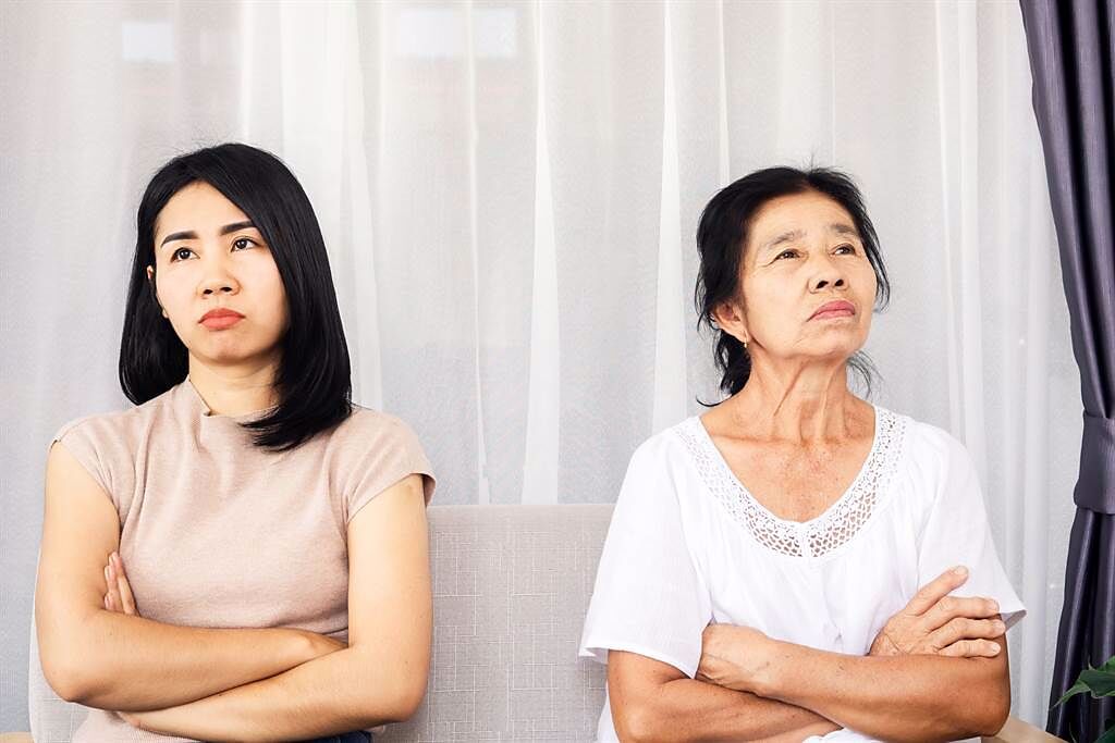 天使婆婆！她「搬離婆家2年」後悔莫及：以前還擺臭臉　「婆婆得知她手頭緊」偷偷塞2萬大紅包