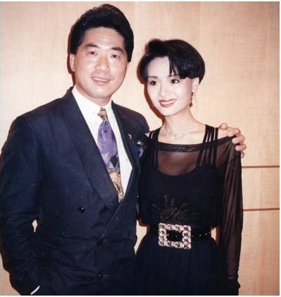 不結婚也無子嗣！傳奇女星「26年男友驟逝」大方把遺產贈前妻　「砸1.3億買房」靠自己不愁吃穿