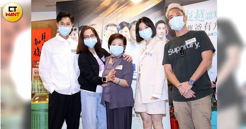 最強國民阿嬤！陳淑芳81歲奪影后「跳海也不用替身」　笑曝「防失智3大秘訣」年輕人也佩服：台版阿湯哥