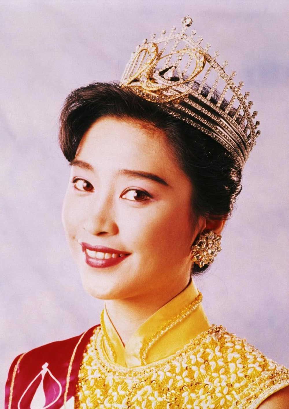 一見鍾情就是30年！54歲男星「談起愛妻仍臉紅」：她是無可取代的女人　「財政大權全歸她」要太太安心當少奶奶
