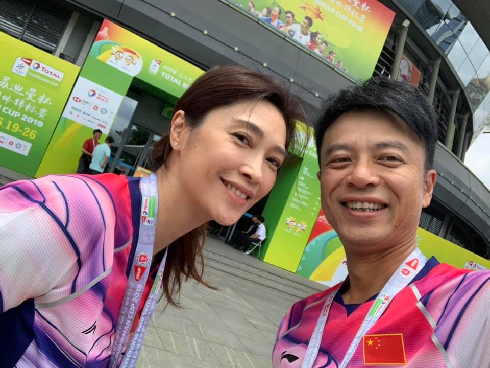 一見鍾情就是30年！54歲男星「談起愛妻仍臉紅」：她是無可取代的女人　「財政大權全歸她」要太太安心當少奶奶